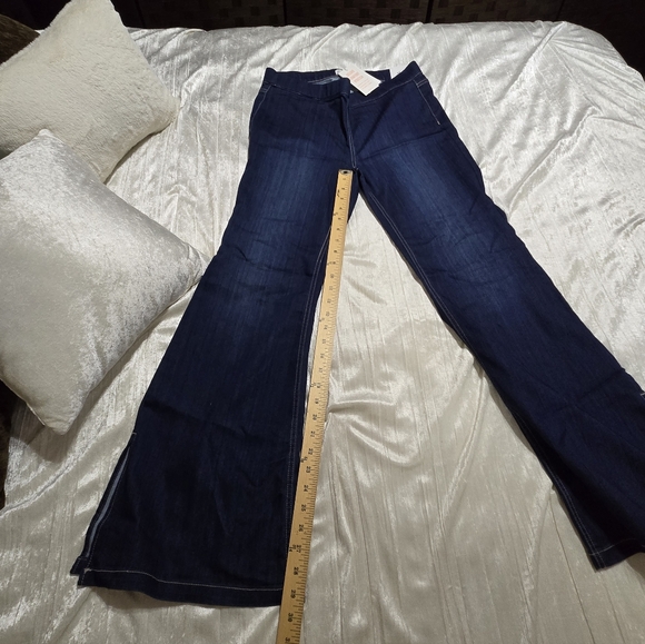 Women's Flared Blue Jeans With Slits By Cello Size XL NWT - Picture 7 of 10